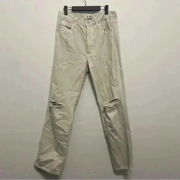 AMO Layla Distressed Easy Fit Relaxed Jeans in Off White Size 29 - Picture 1 of 3